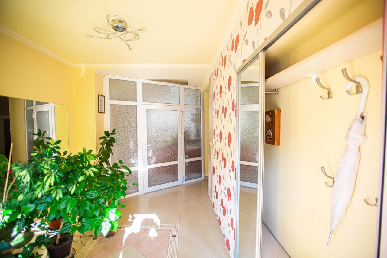Lizak Apartamento Berehove  Exterior foto