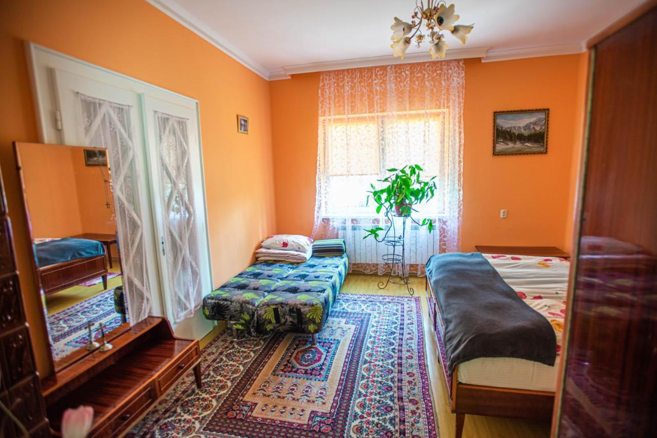 Lizak Apartamento Berehove  Exterior foto